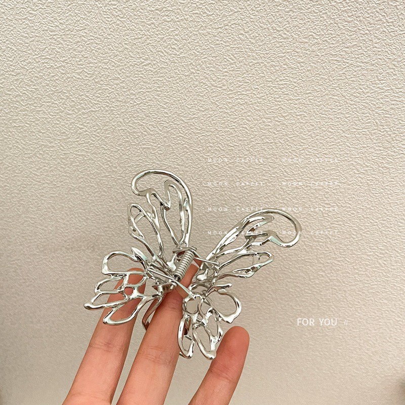 Kẹp Tóc Hình Bướm Bằng Kim Loại Màu Bạc Phong Cách Hàn Quốc Cho Nữ