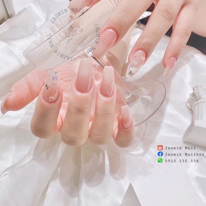 [Mã NHUQAD giảm 10% đơn 100k] [NAIL BOX] móng tay giả thiết kế sẵn mẫu trong veo ẩn bướm
