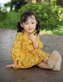 Váy hoa nhí