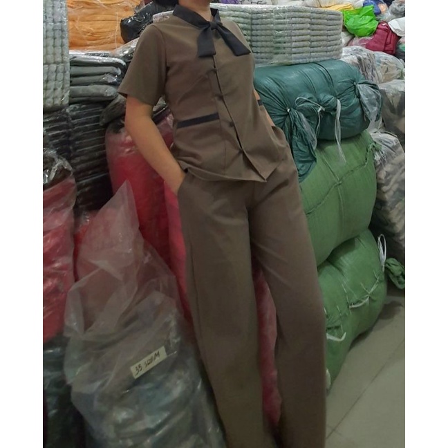 Đồng phục dành cho nhân viên