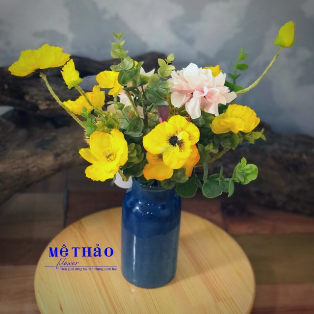 Ảnh shop chụp) Bình Hoa Giả Trang Trí Nhà Cửa, Decor Phòng Khách Chất Liệu Lụa Cao Cấp Mê Thảo Flower