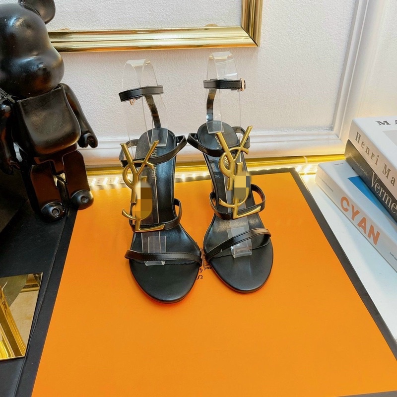 Sandal tag Y2L Fullbox