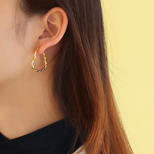 Bông Tai Khoen Trái Tim Thép Titan Ko Rỉ TT 3629