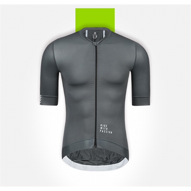 Áo đạp xe Monton ngắn tay Traveler Max - Xám ghi