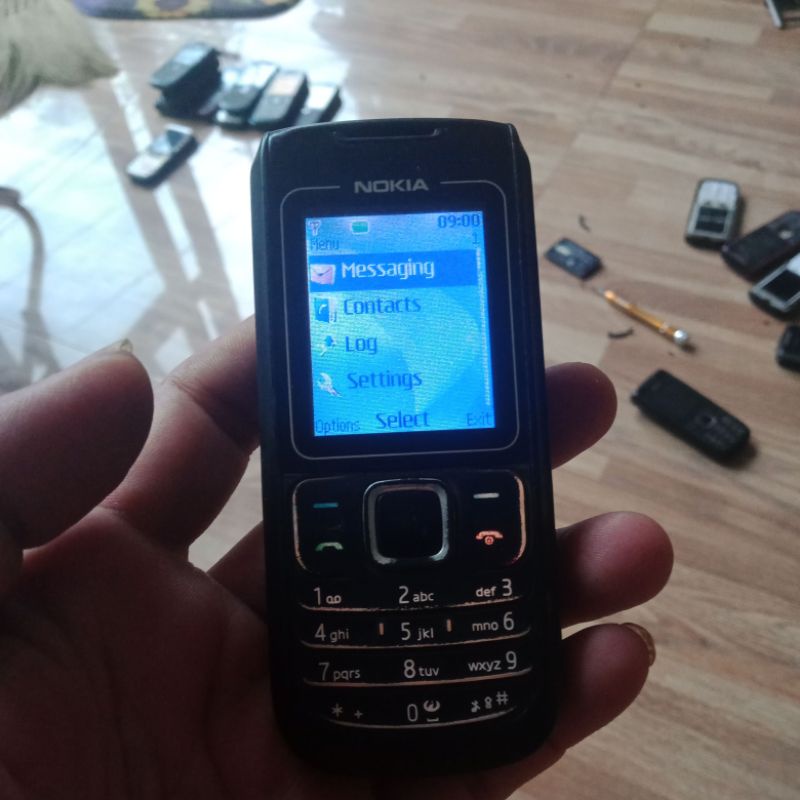 Điện thoại cổ Nokia 1680c-2 ,1681đã qua sử dụng