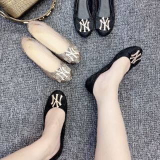 Giày bệt NY