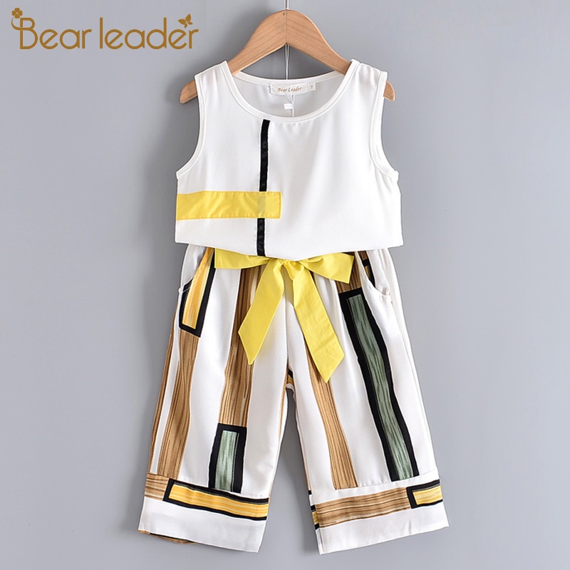 Set trang phục BEAR LEADER áo thun sát nách và quần lửng họa tiết ghép hình thời trang mùa hè cho bé gái