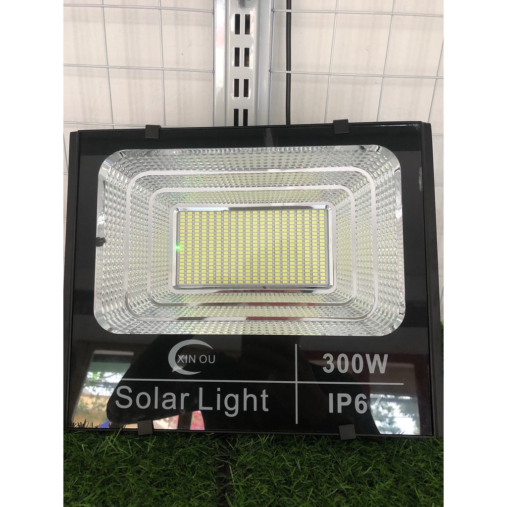 Đèn năng lượng mặt trời LY-TGD001 300W