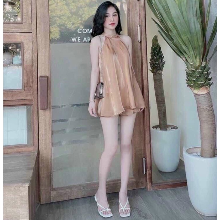 Sét Đồ Bộ Nữ Chất Phi Đũi Cao Cấp Áo Cổ Yếm Dài &amp; Quần Short đơn giản cuốn hút GKM