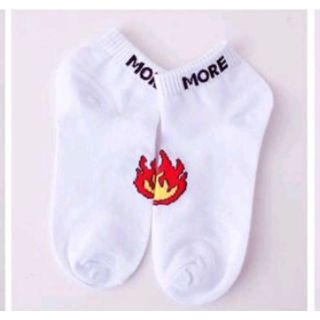 Tất Lửa ngắn trắng