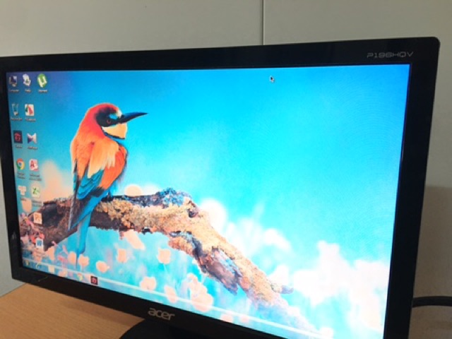 Màn hình LCD máy bàn