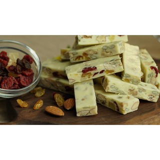 Set nguyên liệu và giấy gói làm kẹo nougat