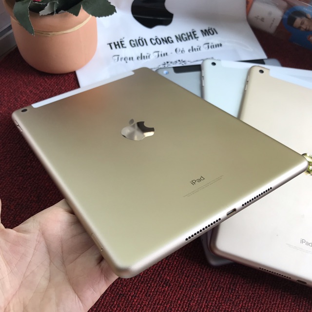 Máy Tính Bảng iPad Gen 5-2017 (4G + Wifi) 32Gb Đẹp 99% - Tặng Bao Da | BigBuy360 - bigbuy360.vn