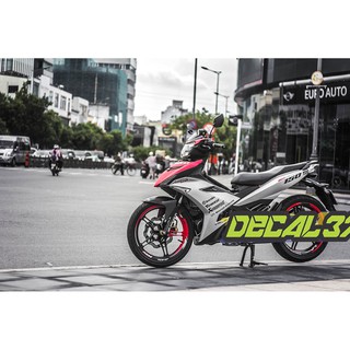 Tem Trùm Exciter 150 xám bạc đỏ