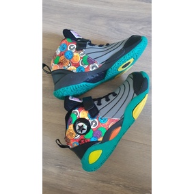 Đôi giày thể thao thời trang thu đông sành điệu cho bé trai 2021