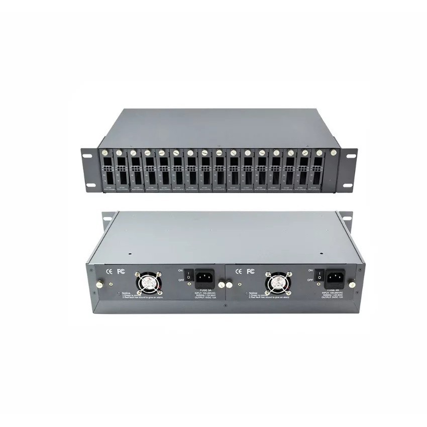 Nguồn Tổng tập trung Gắn Main 16 Converter Quang khe cắm + 16 Main Converter Quang cao cấp tốc độ 100Mbps