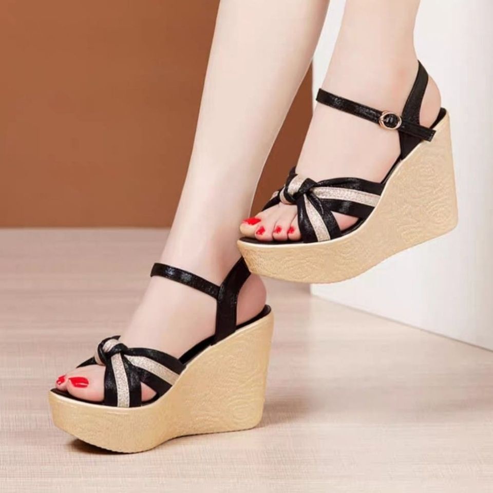 GIÀY SANDAL ĐẾ XUỒNG QUAI CHÉO PHỐI SỌC CAO 10 PHÂN SANG CHẢNH✨✨