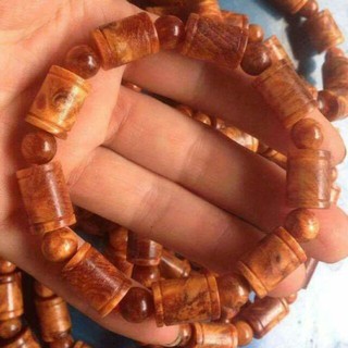 VÒNG TAY GỖ NU HUYẾT LONG ĐỐT TRÚC