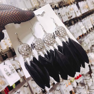 Bông tai nữ boho lông vũ đen C02