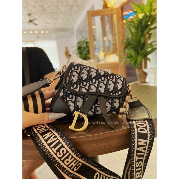 Túi Yên Ngựa Mini Thổ Cẩm Đeo Chéo Nữ 13 cm Dây Bản  To Mẫu Mới