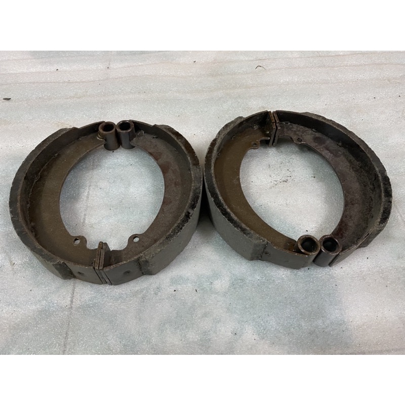 Bộ má phanh,bố thắng 16,5cm, 4 chiếc loại đường kính 16,5cm dùng lắp ráp thay thế cho cầu sau xe 3 bánh,4 bánh