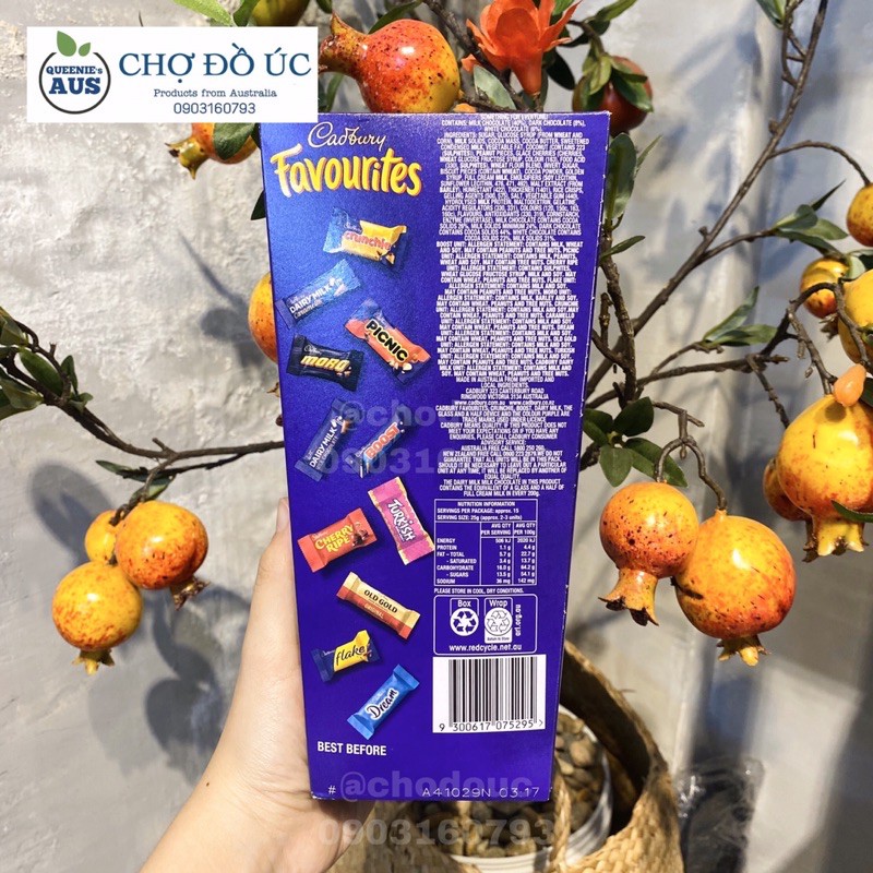 Chocolate CADBURY Favourites The BIG Share hộp 820g - socola nhập Úc