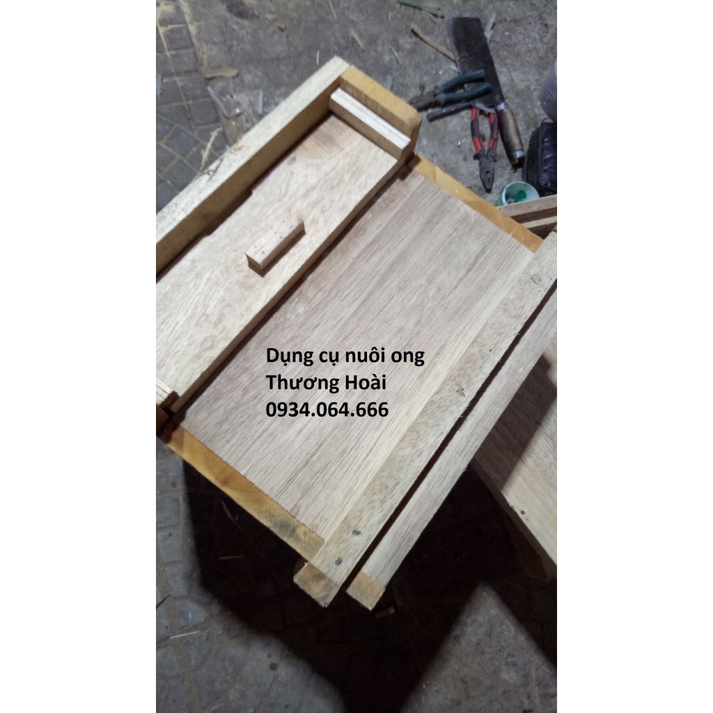 Thùng nuôi ong tiêu chuẩn cầu 42