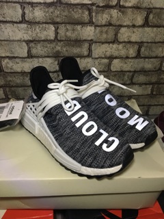 Giày human race