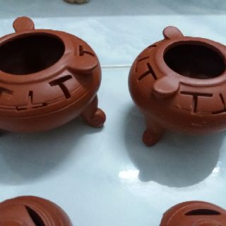 Lư gốm đốt trầm