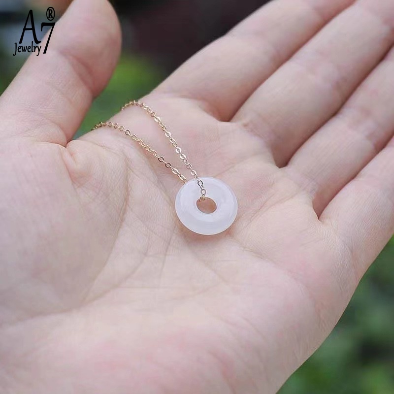 Vòng cổ Mặt Ngọc Bích Trắng A7 Mạ Vàng 18K