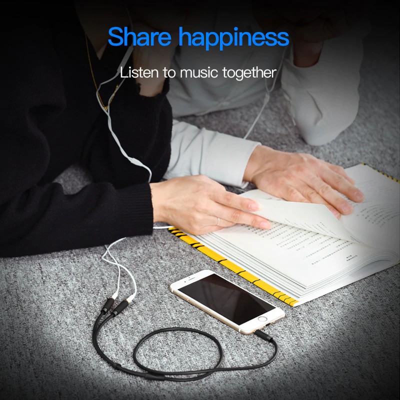 Dây cáp aux Vention chia một đầu cắm thành hai cổng 3.5mm cho tai nghe/micro