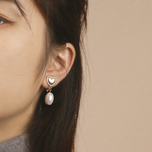 Khuyên tai chuôi Bạc S925 mặt trái tim đính ngọc HALLA BT124