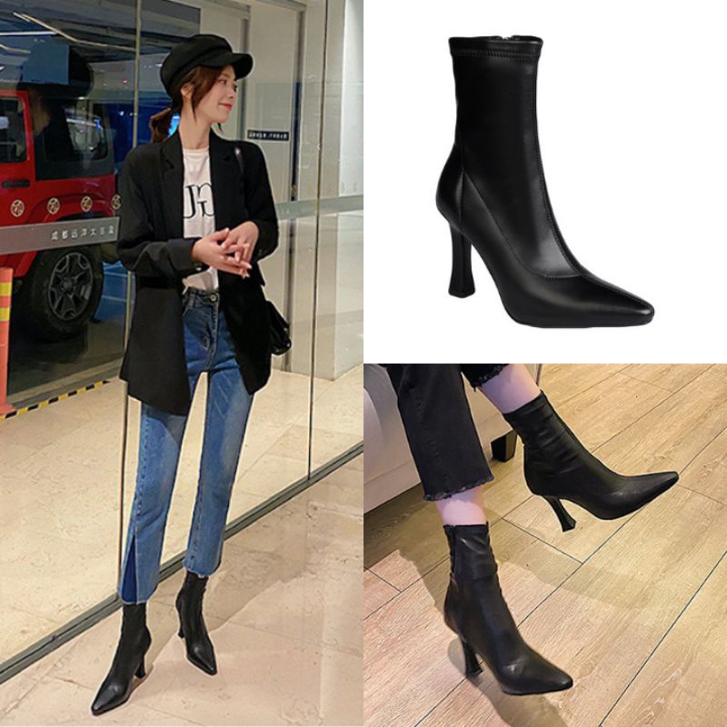 Giày boot cổ ngắn ôm chân đế 8cm màu đen GBCN-29B