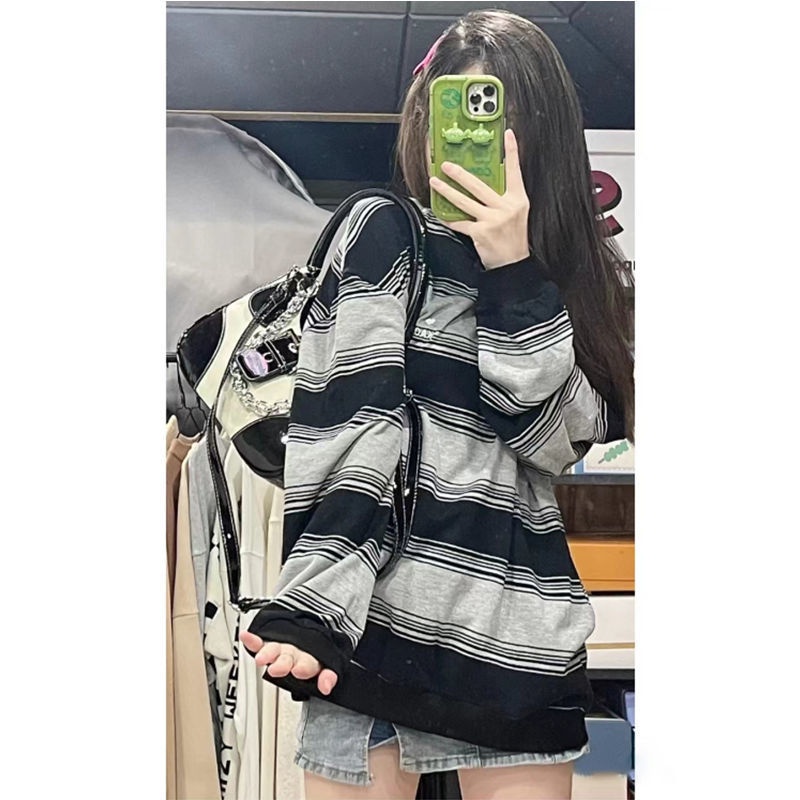 Túi Đeo Vai Chất Liệu Da Nylon Phối Dây Xích Kim Loại Thời Trang 2022 Cho Nữ