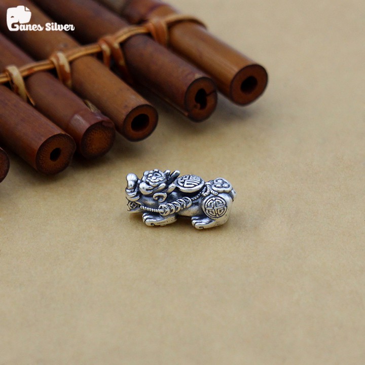 Charm Tỳ Hưu 1 Xu Chất Liệu Bạc Thái Cao Cấp Thương Hiệu Ganes Silver