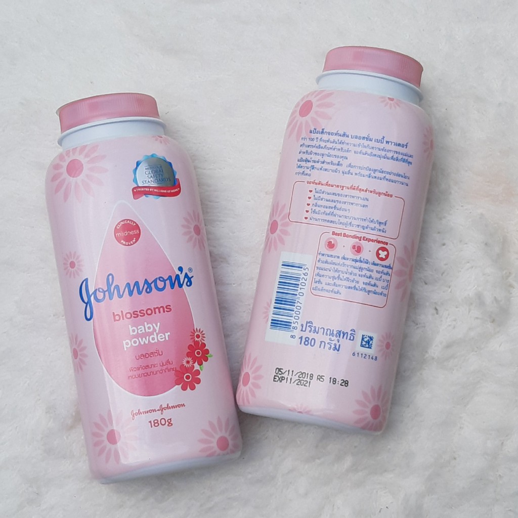 Phấn Thơm Baby Johnson chống ẩm ướt, rơm sả, bị hăm Thái Lan 180g