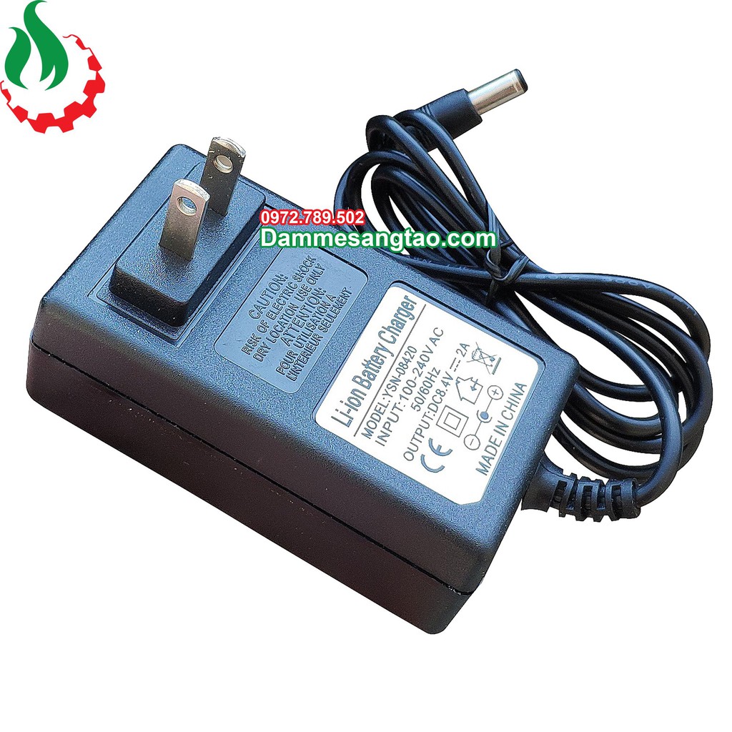 DMST Sạc 2S 8.4V 2a dùng cho pin lion 3.7V