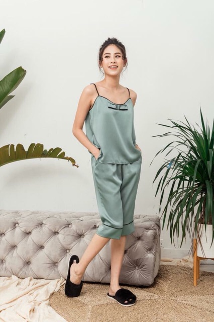 đồ ngủ bambi lụa satin 2day mới