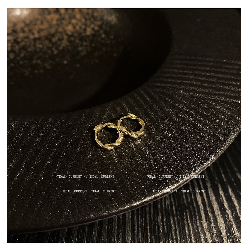 Đôi Khuyên Tai Nữ Thiết Kế Ấn Tượng Phong Cách Hàn Quốc