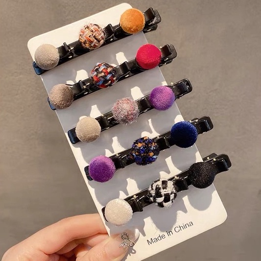 Kẹp tóc mỏ vịt đính bóng lông kiểu retro Hàn Quốc mới 2022