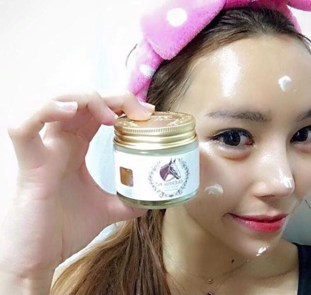 Siêu sale 09/09 Kem Dưỡng Dầu Ngựa Guerisson 9 Complex Horse Oil Cream