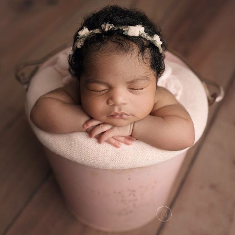 Rổ lót đệm lông nhung dùng làm đạo cụ chụp ảnh em bé