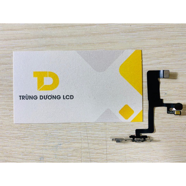 Dây nguồn và âm lượng iPhone 6