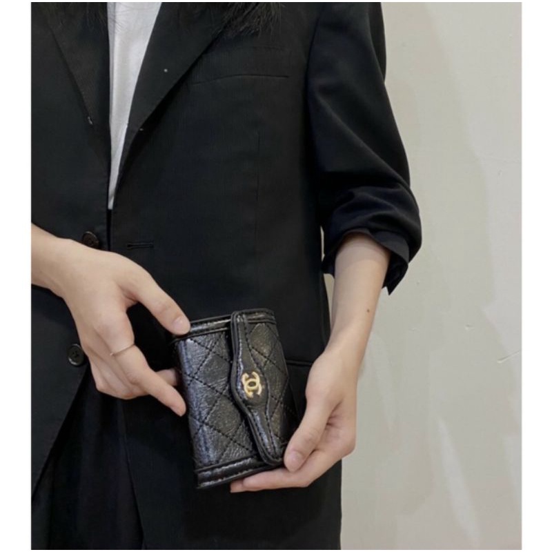 Túi Đeo Chéo Nữ Mini Đẹp Da Bóng Logo Vàng