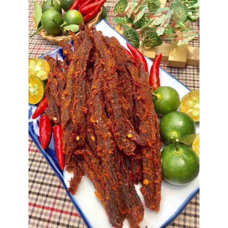 Khô bò que loại ngon, hủ pet 300g - Đồ ăn vặt Nhà Gấu | BigBuy360 - bigbuy360.vn