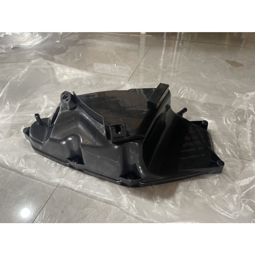 Thân bầu lọc khí - pô e HONDA AIR BLADE 125 năm 2016-2018. 17225K66V01