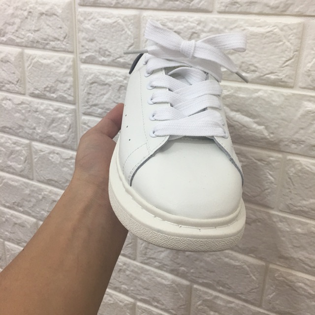 Sneaker mcqueen trắng