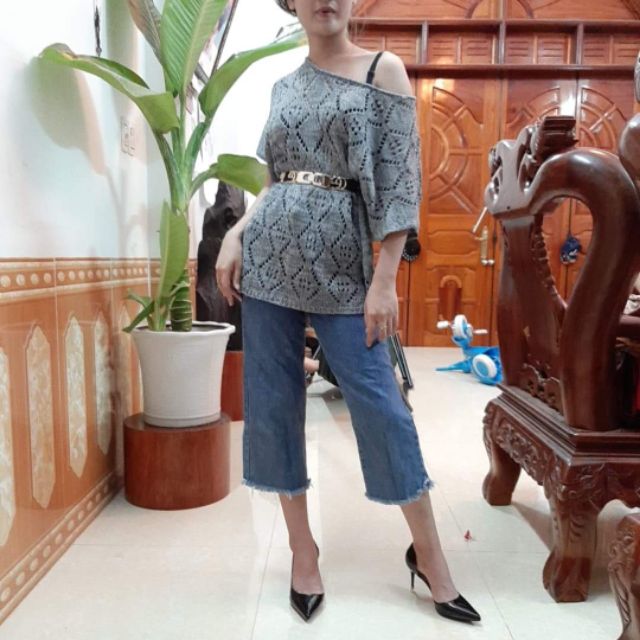 Còn áo mặc dc 2 kiểu