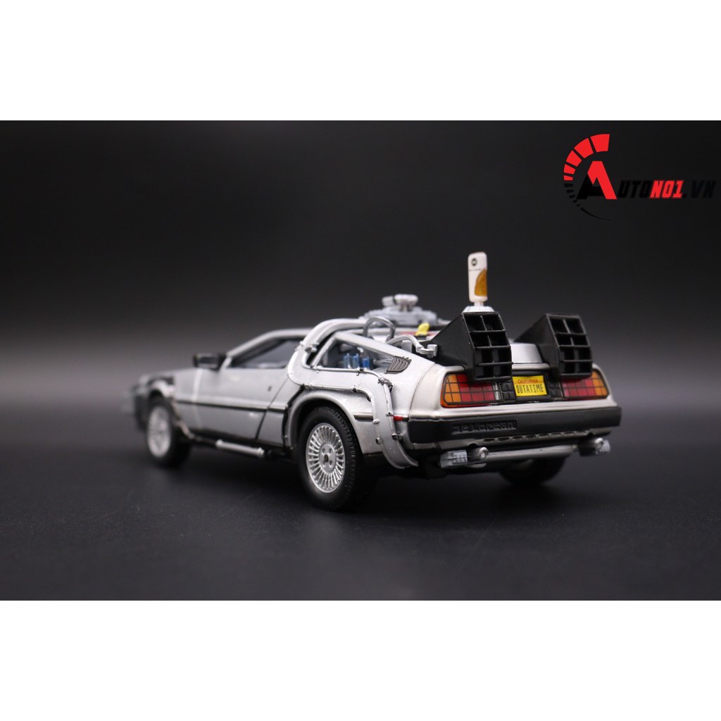 MÔ HÌNH XE DMC BACK TO THE FUTURE I II III 1:24 WELLY