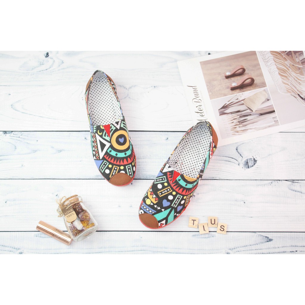 GIÀY SLIP ON NGŨ SẮC | BigBuy360 - bigbuy360.vn